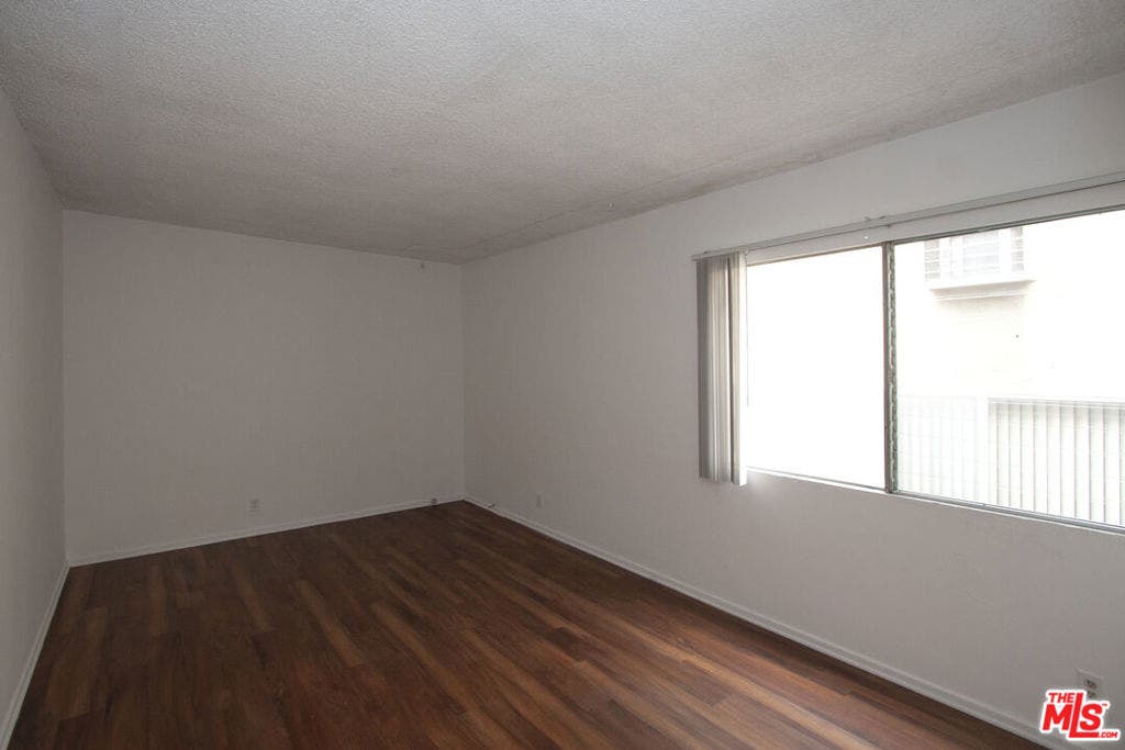 11521 Rochester Avenue, #4, Los Angeles, CA 90025