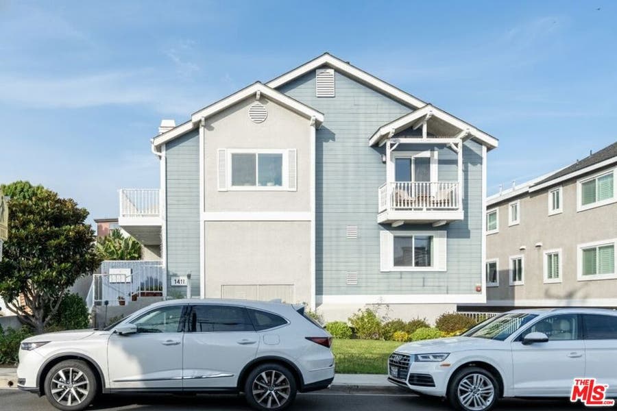 Property photo for 1411 12th Street, #2, Manhattan Beach, CA