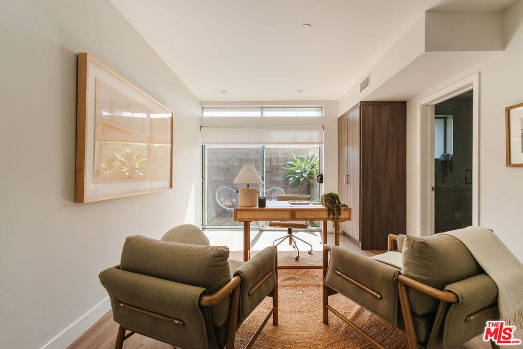 1434 S Sycamore Avenue, Los Angeles, CA 90019 1434 S Sycamore Avenue, Los Angeles, CA 90019