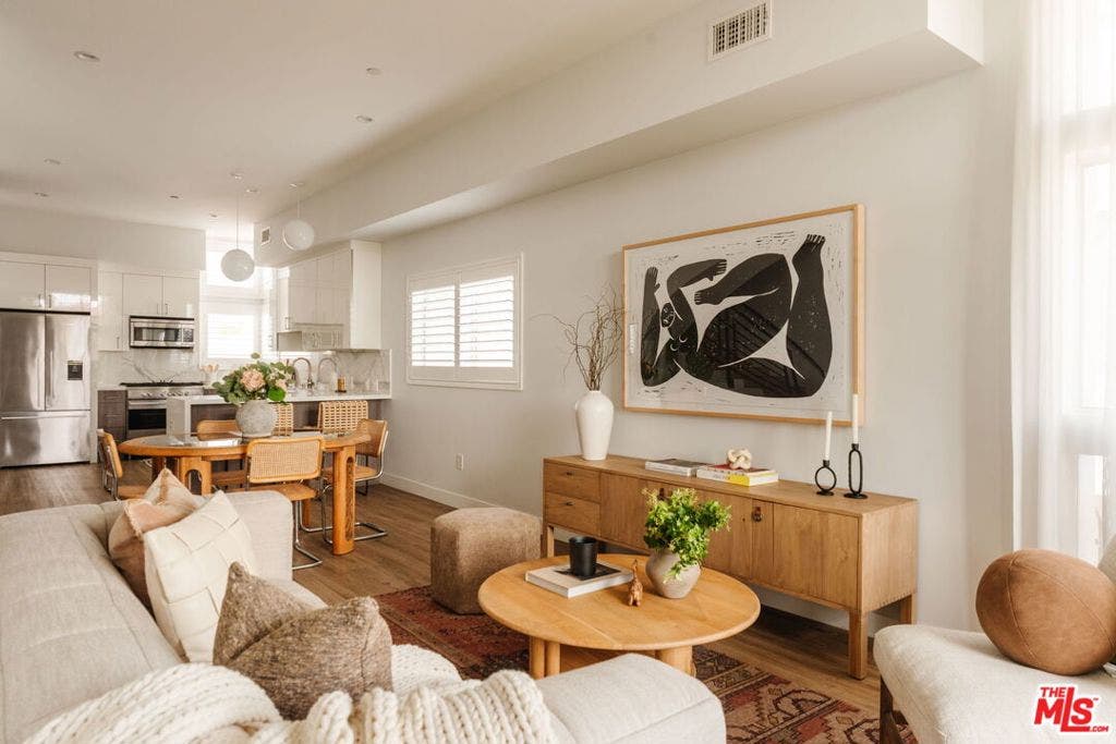 1434 S Sycamore Avenue, Los Angeles, CA 90019 1434 S Sycamore Avenue, Los Angeles, CA 90019