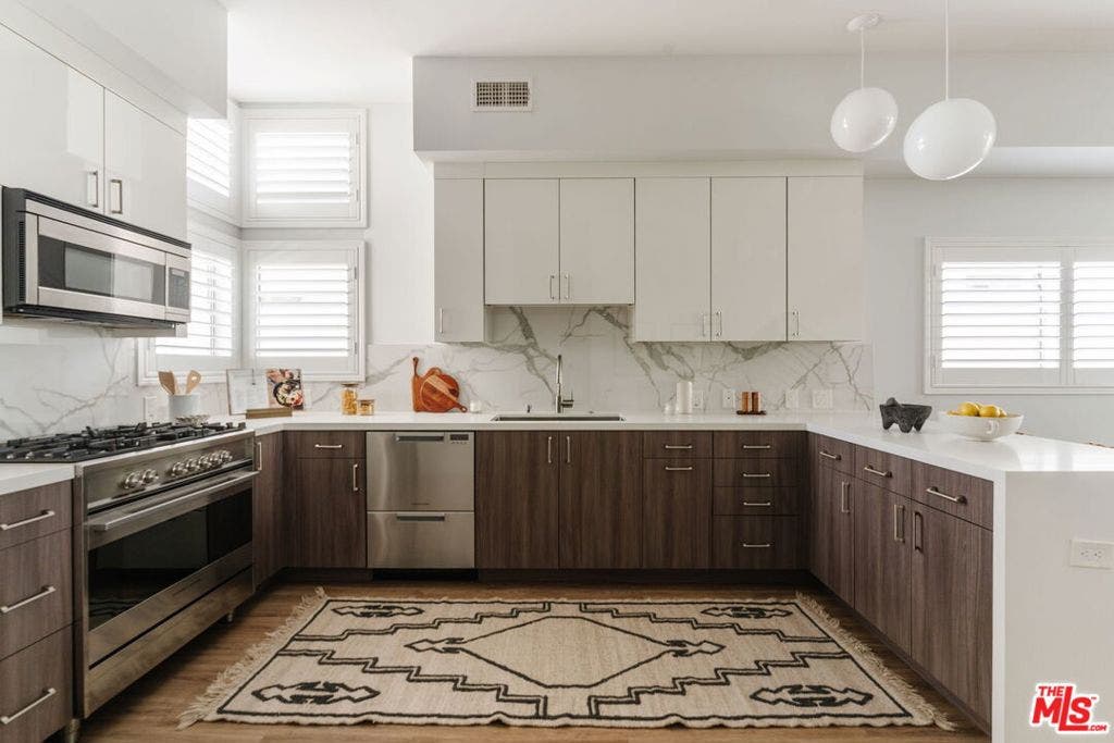1434 S Sycamore Avenue, Los Angeles, CA 90019 1434 S Sycamore Avenue, Los Angeles, CA 90019