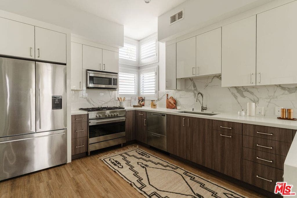 1434 S Sycamore Avenue, Los Angeles, CA 90019 1434 S Sycamore Avenue, Los Angeles, CA 90019