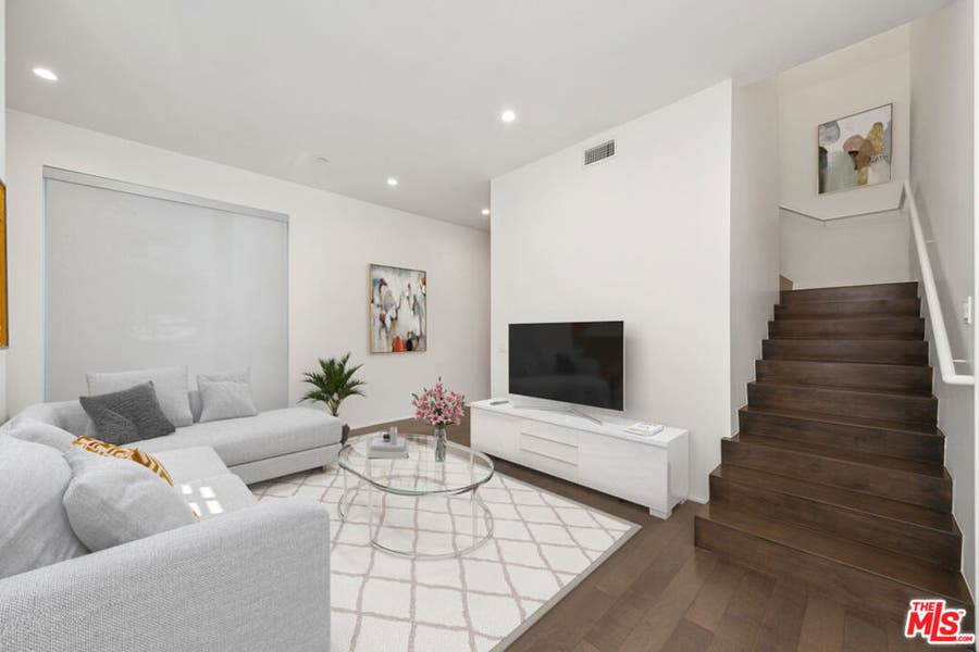 Property photo for 935 N San Vicente Boulevard, #1, West Hollywood, CA