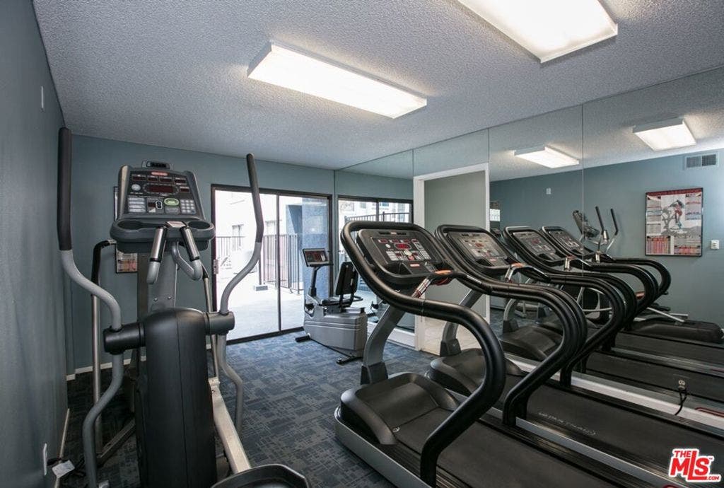 1940 N Highland Avenue, #59, Los Angeles, CA 90068 1940 N Highland Avenue, #59, Los Angeles, CA 90068