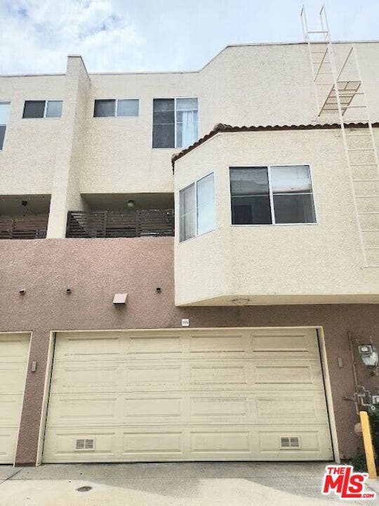 Property photo for 5455 Sylmar Avenue, #1105, Van Nuys, CA