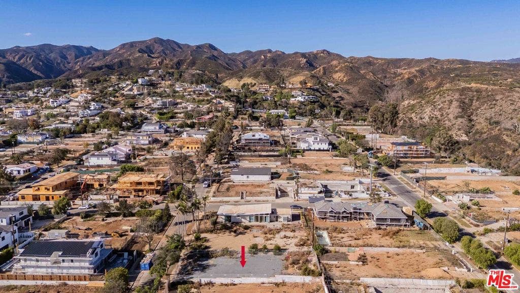 1048 Kagawa Street, Pacific Palisades, CA 90272 1048 Kagawa Street, Pacific Palisades, CA 90272
