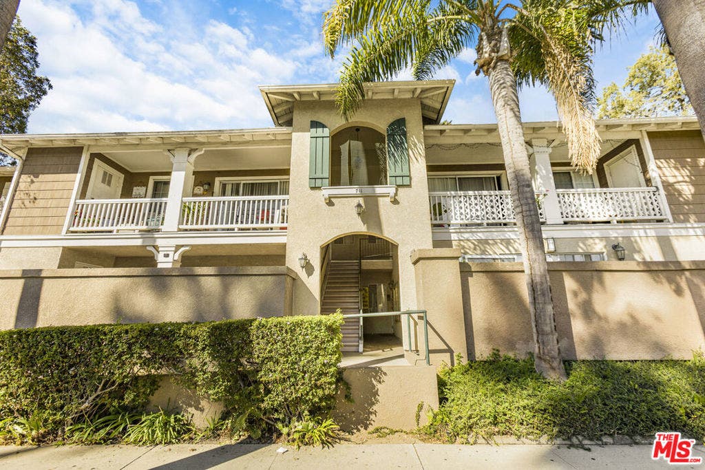711 S C Street, Oxnard, CA 93030