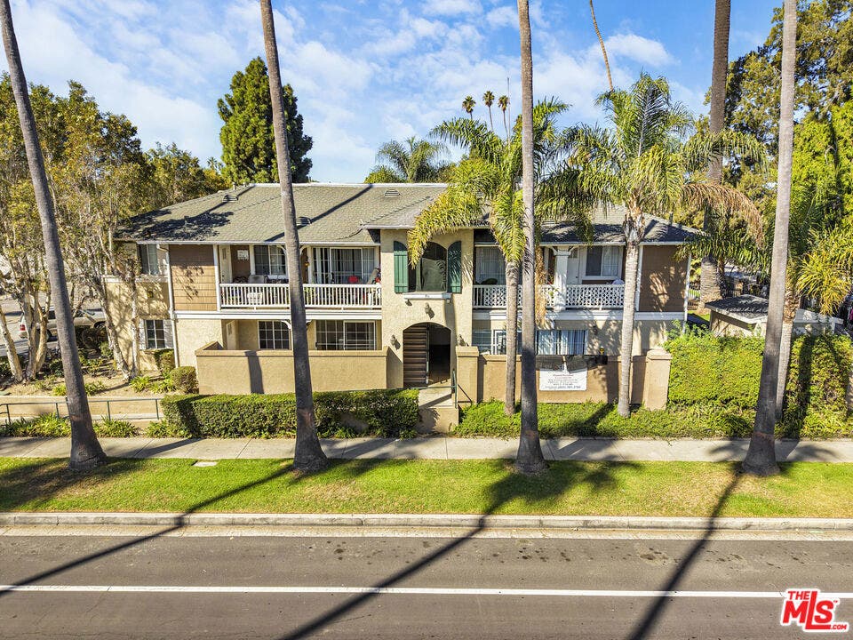 711 S C Street, Oxnard, CA 93030