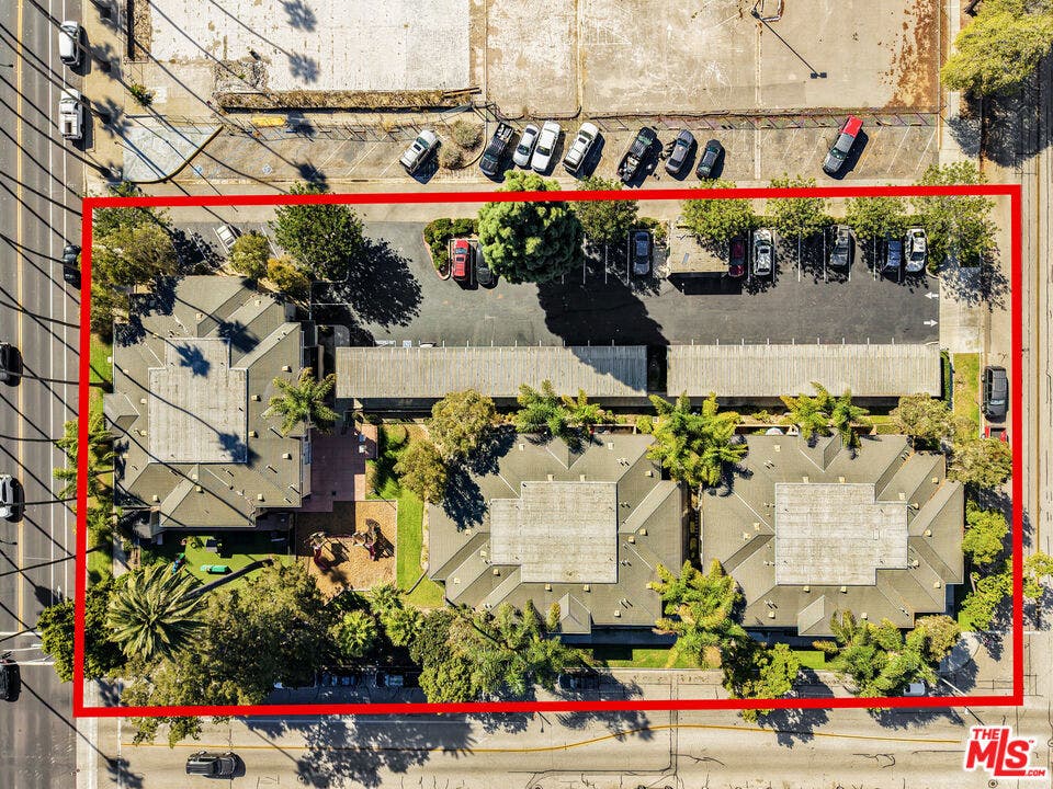 711 S C Street, Oxnard, CA 93030