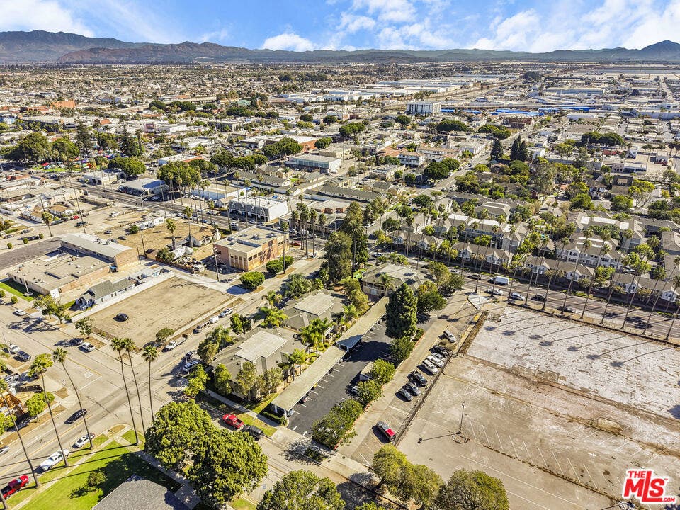 711 S C Street, Oxnard, CA 93030