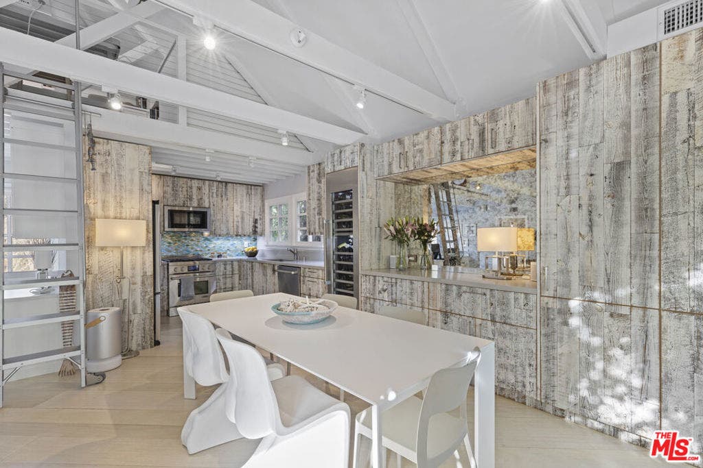 1362 Palisades Beach Road, Santa Monica, CA 90401