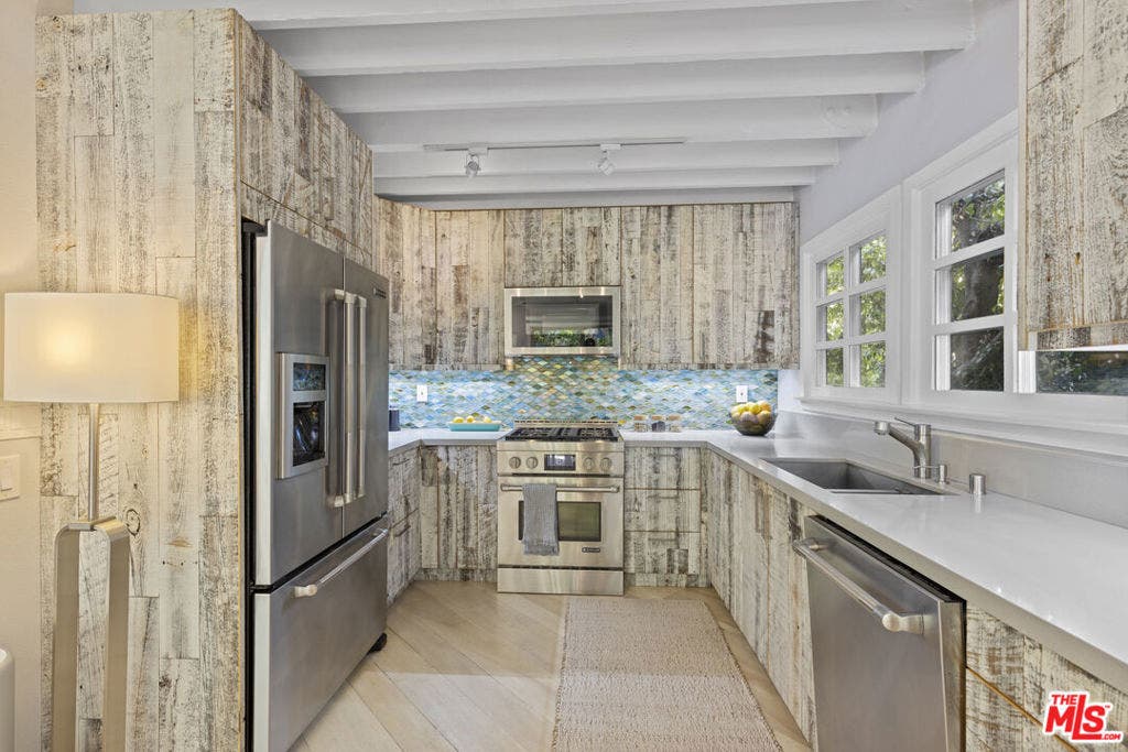 1362 Palisades Beach Road, Santa Monica, CA 90401