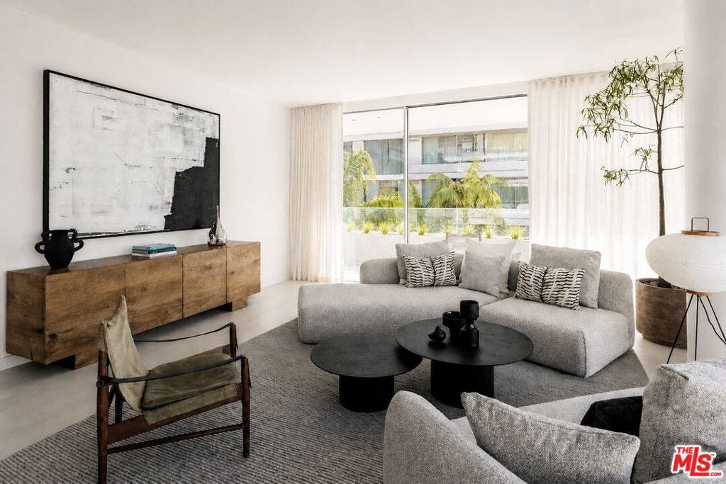 9200 Wilshire Boulevard, #301E, Beverly Hills, CA 90212