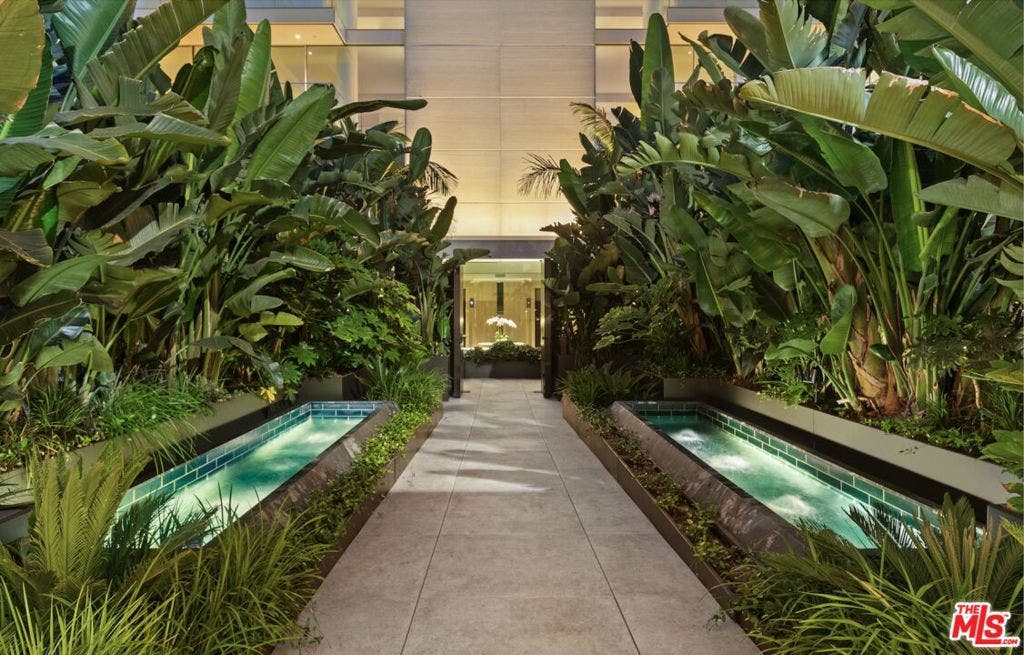9200 Wilshire Boulevard, #301E, Beverly Hills, CA 90212