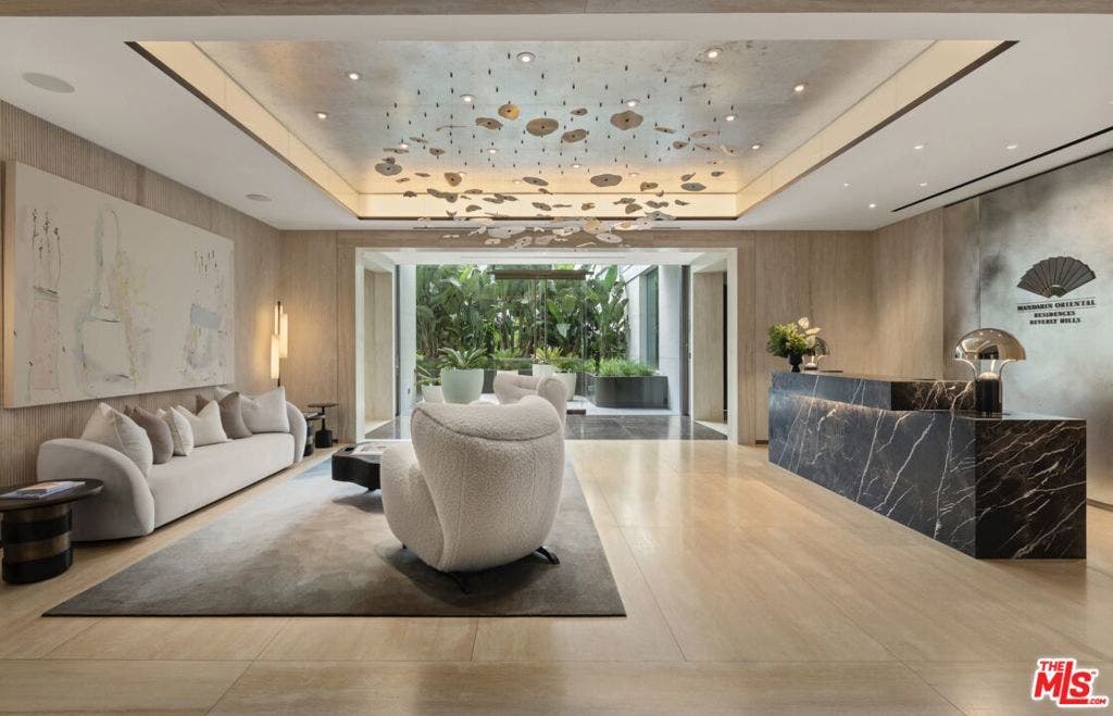 9200 Wilshire Boulevard, #301E, Beverly Hills, CA 90212