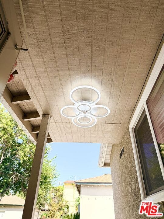359 Blackshear Avenue, Los Angeles, CA 90022 359 Blackshear Avenue, Los Angeles, CA 90022
