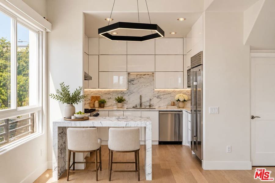 Property photo for 438 Arnaz Drive, #106, Los Angeles, CA