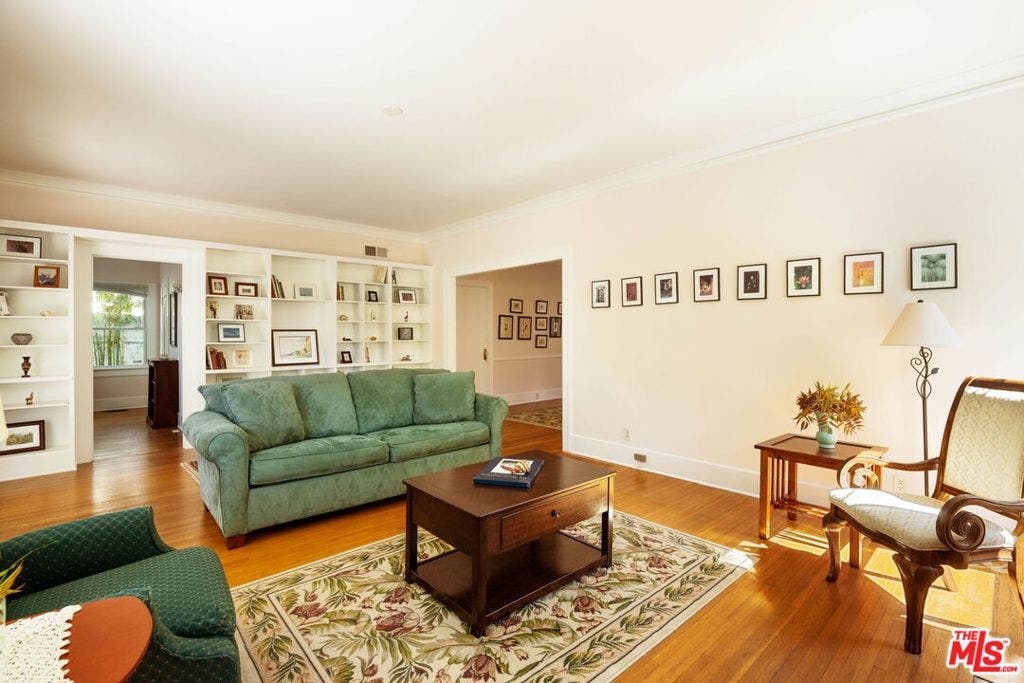 336 N Beachwood Drive, Los Angeles, CA 90004 336 N Beachwood Drive, Los Angeles, CA 90004