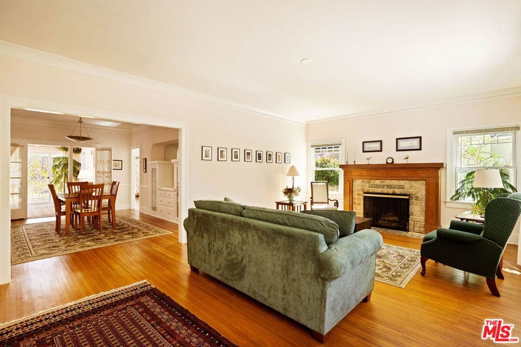 336 N Beachwood Drive, Los Angeles, CA 90004 336 N Beachwood Drive, Los Angeles, CA 90004