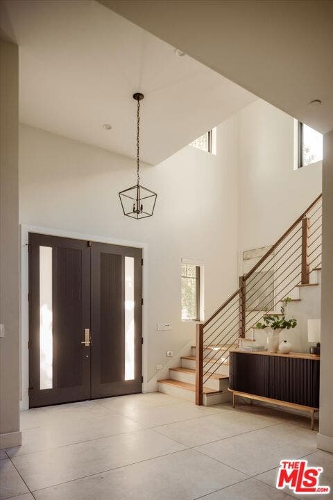 7806 Henefer Avenue, Los Angeles, CA 90045