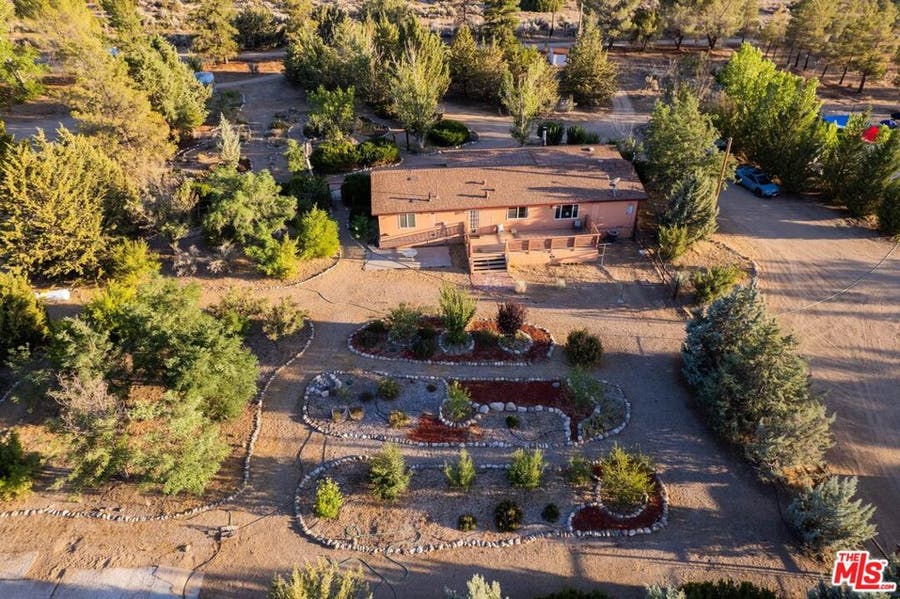 Property photo for 941 Lockwood Valley Road, Maricopa, CA