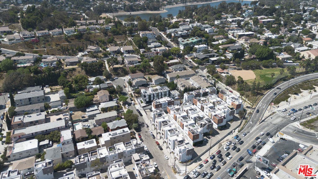 2213 Selig Drive, Los Angeles, CA 90026