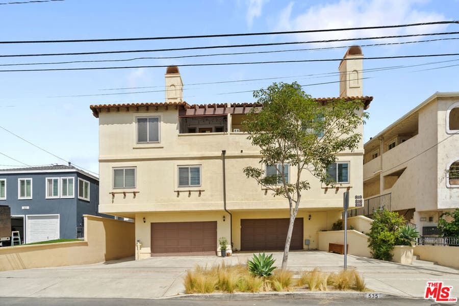 Property photo for 535 E Walnut Avenue, #B, El Segundo, CA