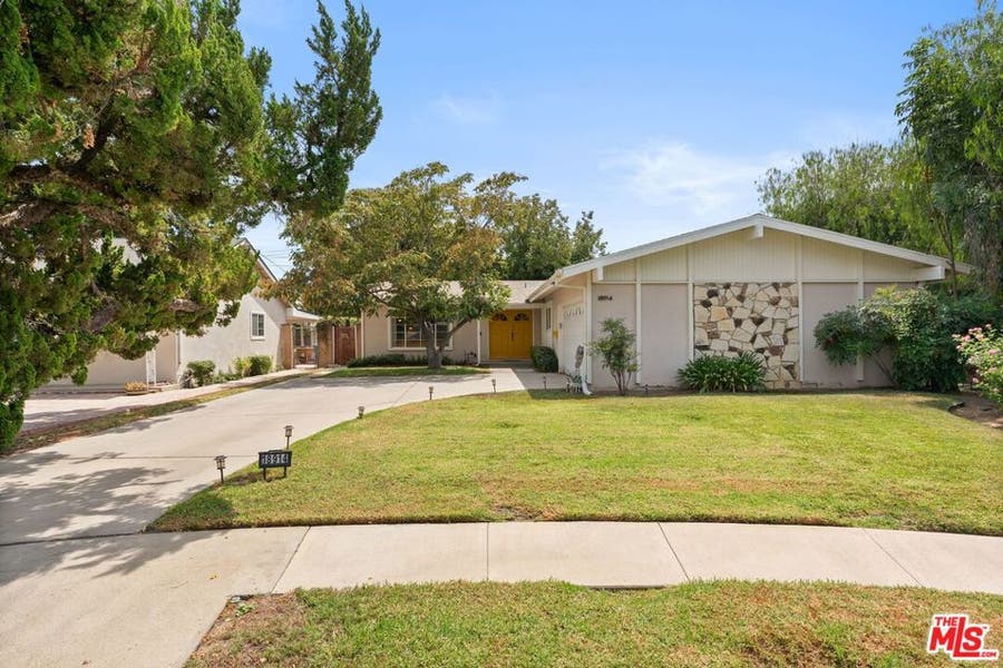 Property photo for 18914 Malden Street, Los Angeles, CA