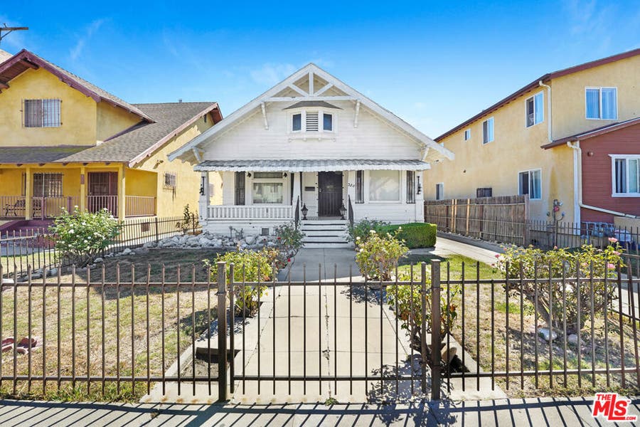 Property photo for 320 W 46th Street, Los Angeles, CA