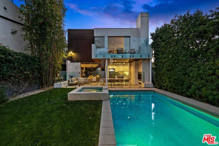 Property photo for 714 California Avenue, Venice, CA