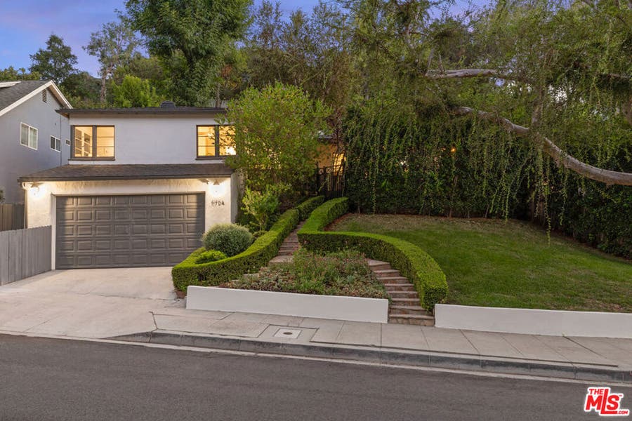 Property photo for 11704 Sunshine Terrace, Studio City, CA