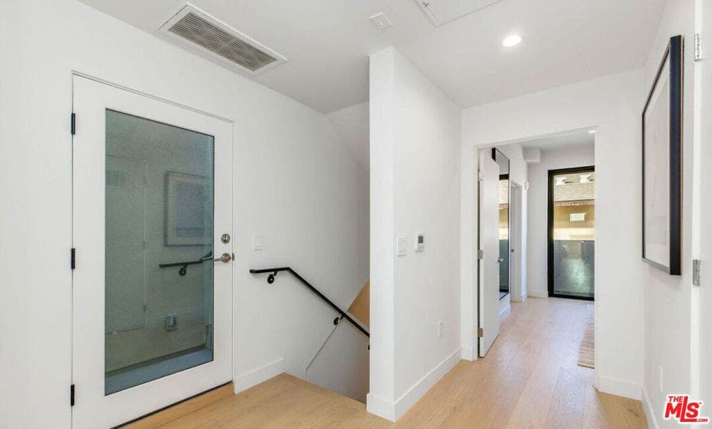 3808 College Avenue, Culver City, CA 90232