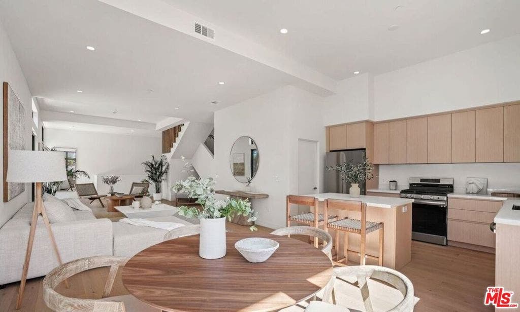 3808 College Avenue, Culver City, CA 90232