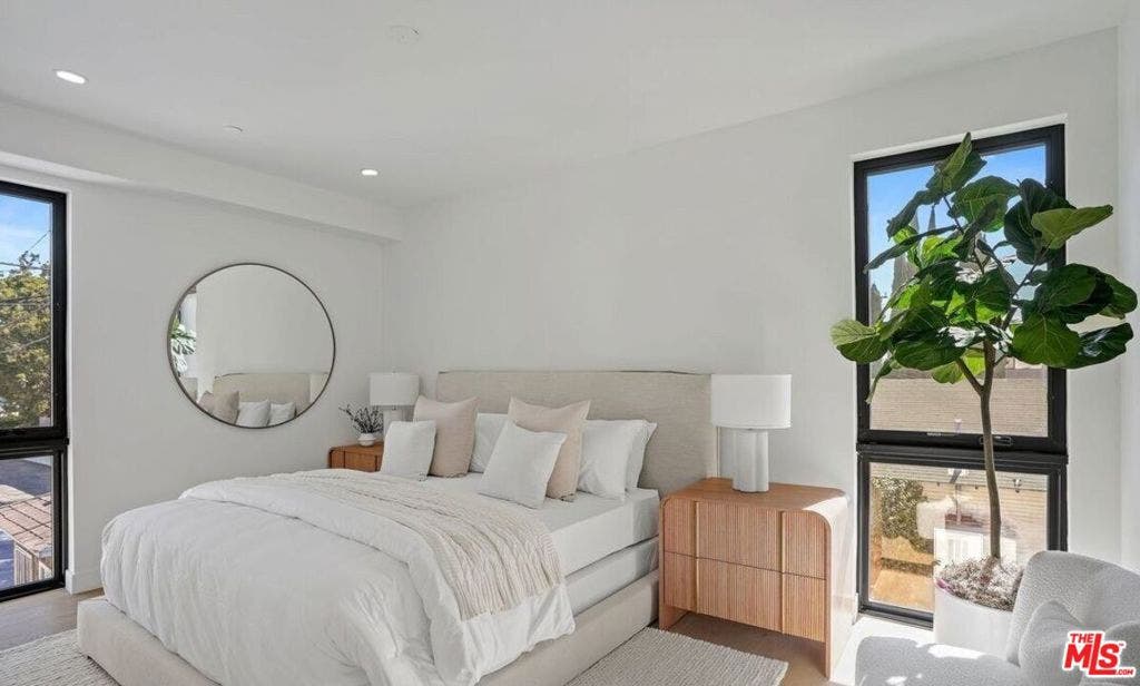 3808 College Avenue, Culver City, CA 90232