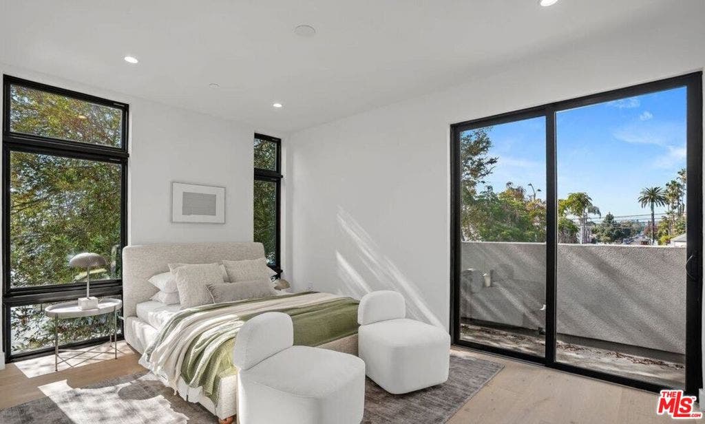3808 College Avenue, Culver City, CA 90232