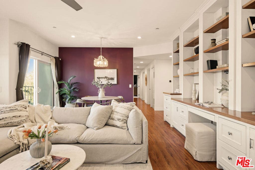 2486 S Centinela Avenue, #303, Los Angeles, CA 90064 2486 S Centinela Avenue, #303, Los Angeles, CA 90064