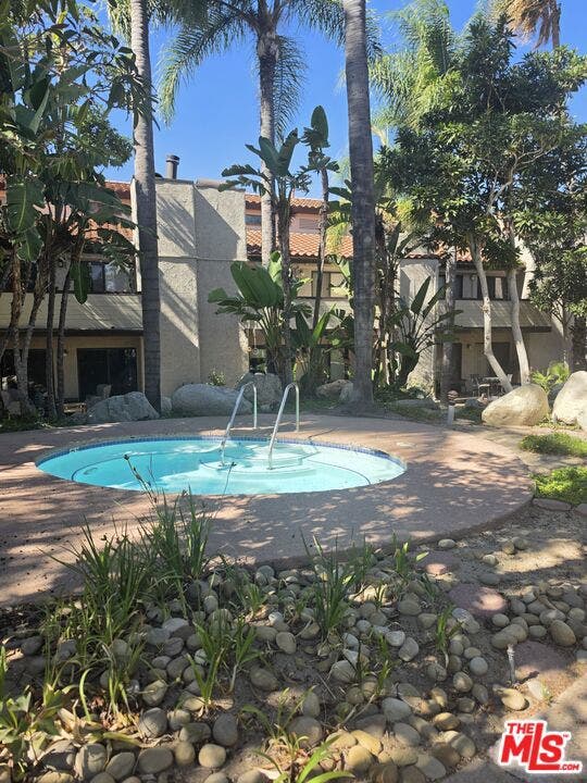 1157 Via Montoya, Camarillo, CA 93010 1157 Via Montoya, Camarillo, CA 93010