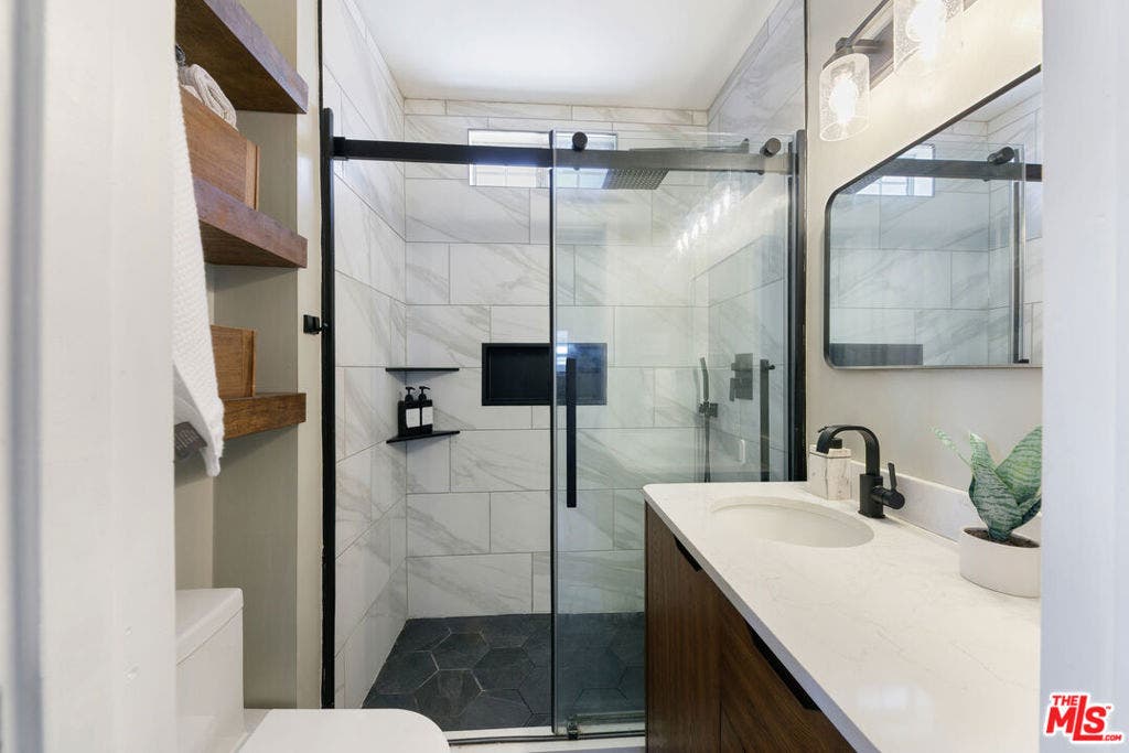 719 Columbia Place, Torrance, CA 90501 719 Columbia Place, Torrance, CA 90501