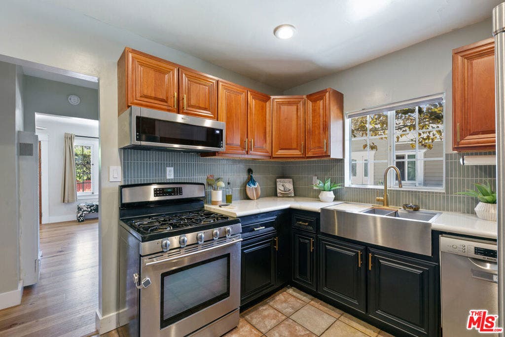 719 Columbia Place, Torrance, CA 90501 719 Columbia Place, Torrance, CA 90501