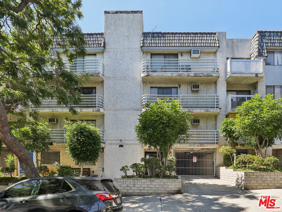 1519 N Martel Avenue, #306, Los Angeles, CA 90046 1519 N Martel Avenue, #306, Los Angeles, CA 90046
