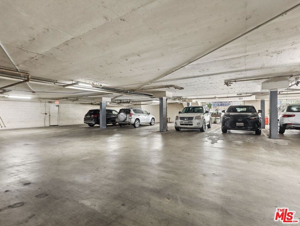 1519 N Martel Avenue, #306, Los Angeles, CA 90046 1519 N Martel Avenue, #306, Los Angeles, CA 90046