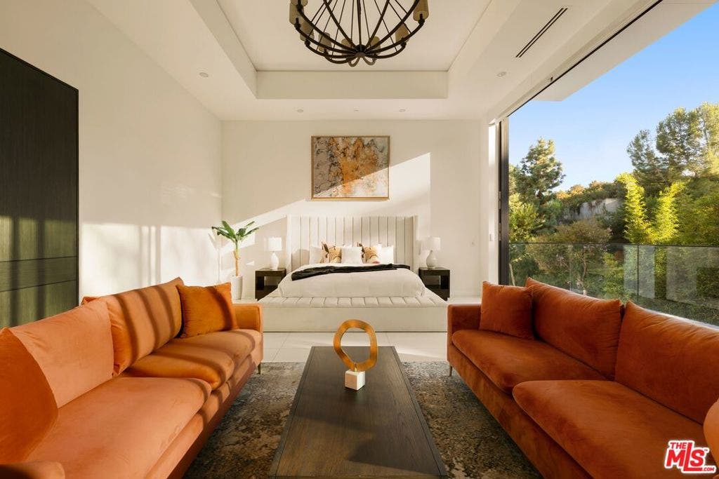 677 Nimes Road, Los Angeles, CA 90077 677 Nimes Road, Los Angeles, CA 90077
