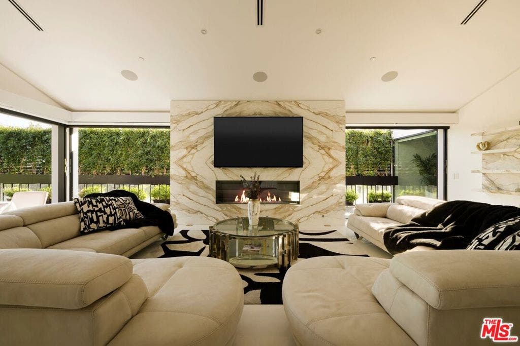 677 Nimes Road, Los Angeles, CA 90077 677 Nimes Road, Los Angeles, CA 90077