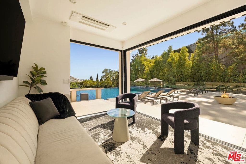 677 Nimes Road, Los Angeles, CA 90077 677 Nimes Road, Los Angeles, CA 90077