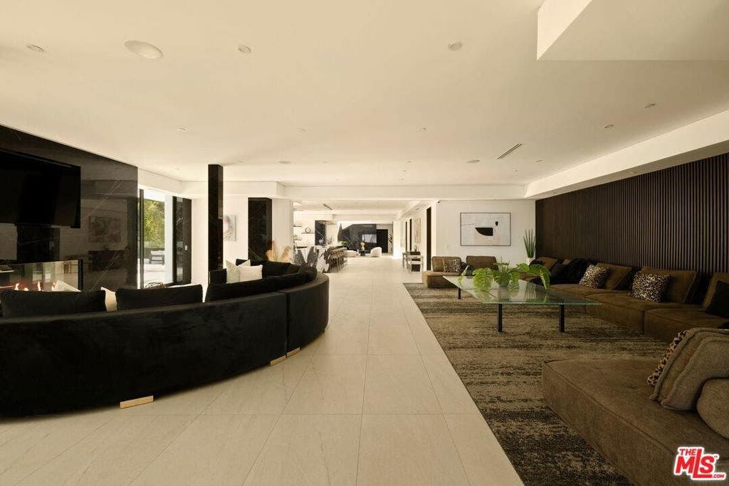 677 Nimes Road, Los Angeles, CA 90077 677 Nimes Road, Los Angeles, CA 90077