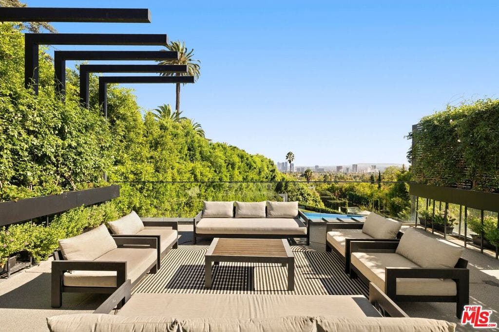 677 Nimes Road, Los Angeles, CA 90077 677 Nimes Road, Los Angeles, CA 90077