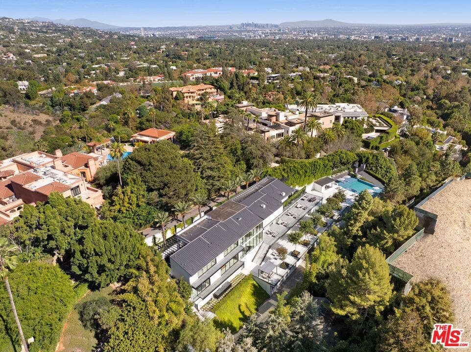 677 Nimes Road, Los Angeles, CA 90077 677 Nimes Road, Los Angeles, CA 90077