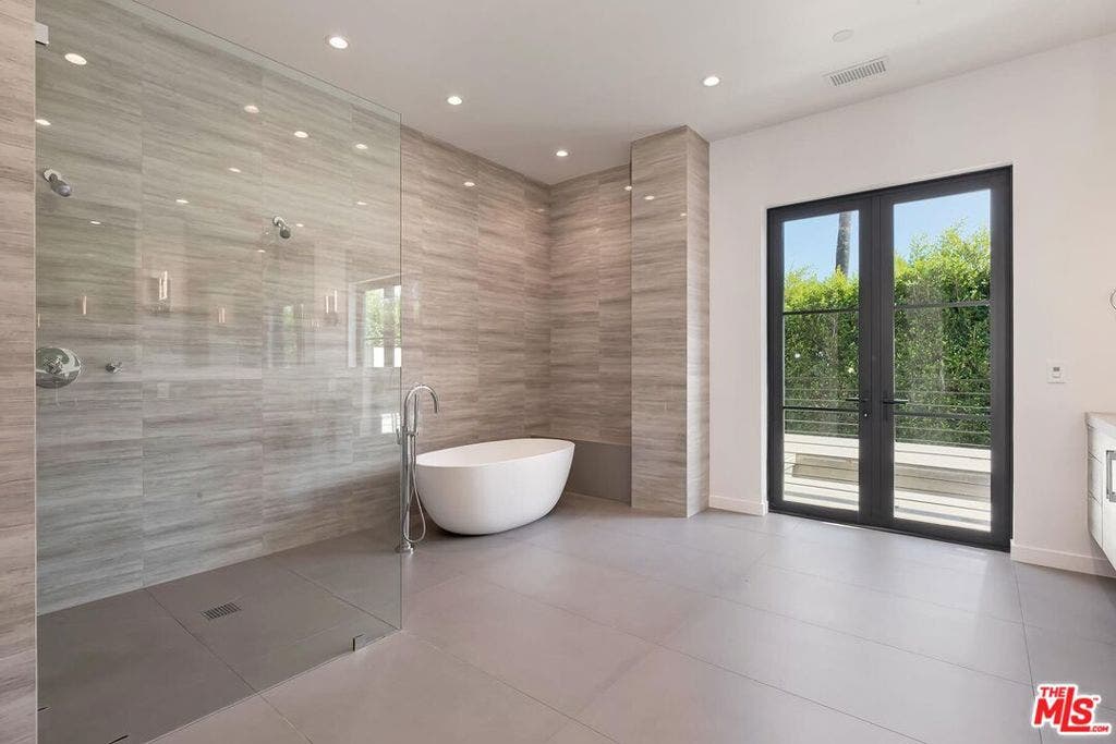 500 Chapala Drive, Pacific Palisades, CA 90272