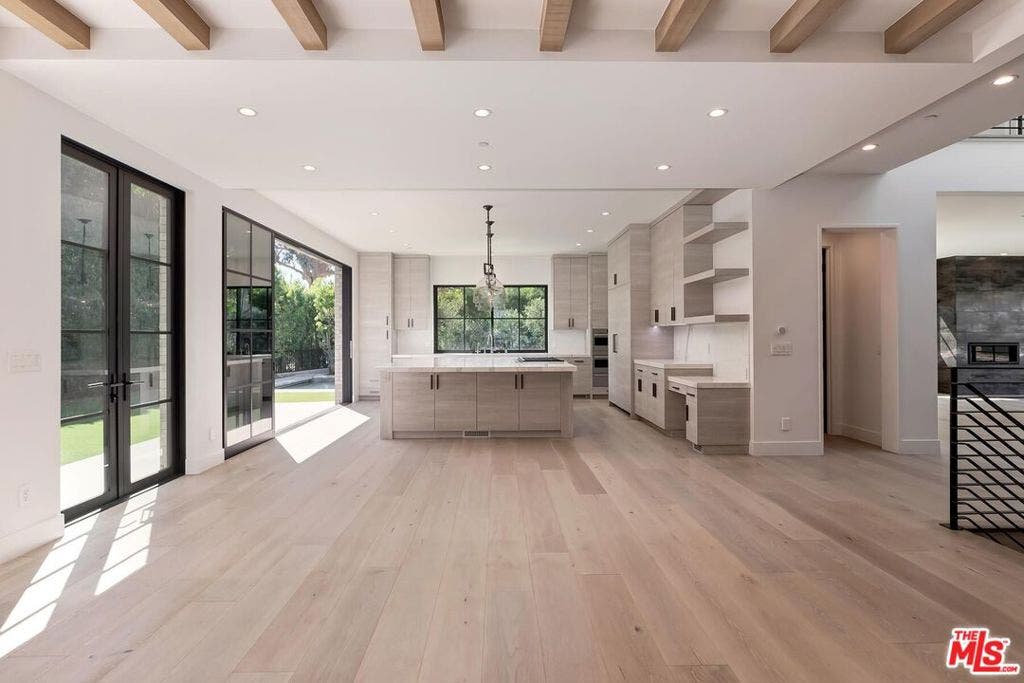 500 Chapala Drive, Pacific Palisades, CA 90272