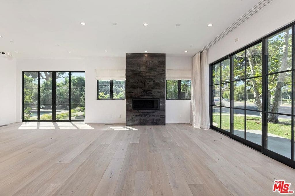 500 Chapala Drive, Pacific Palisades, CA 90272